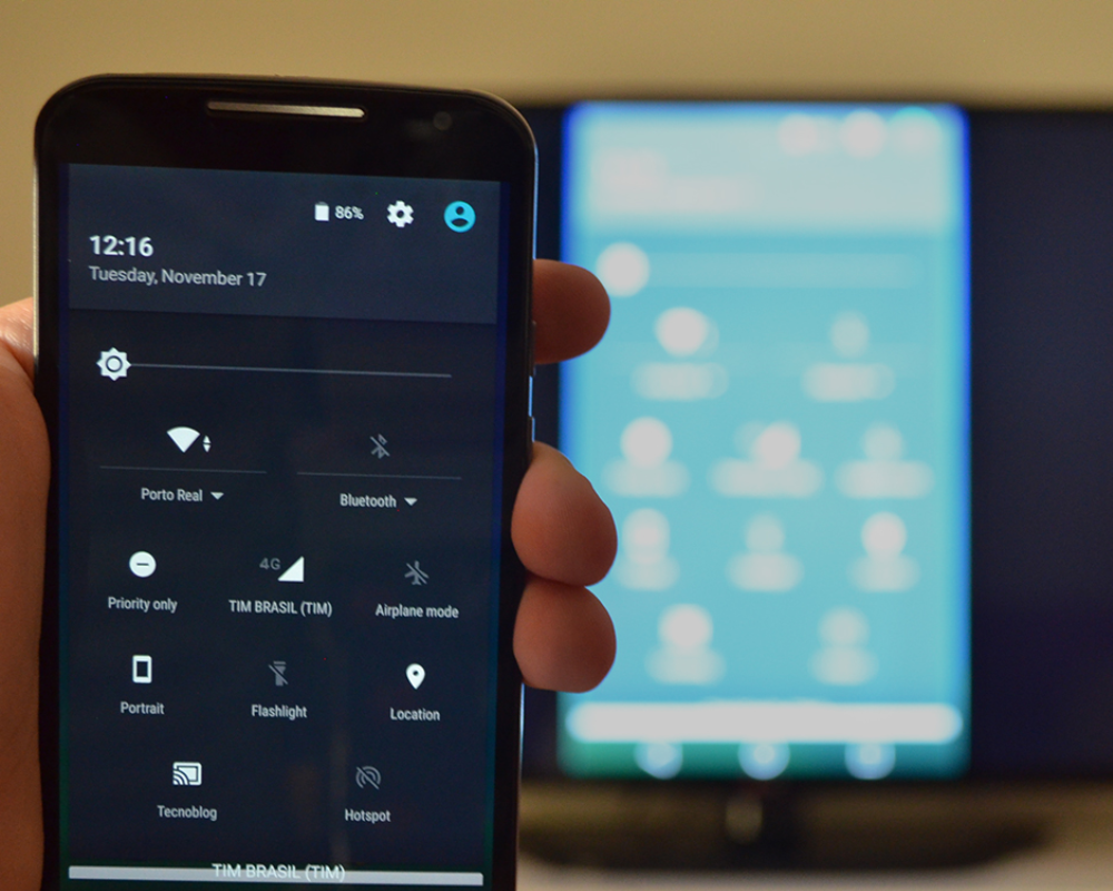 Aplicativos para projetar a tela do celular em qualquer superfície